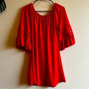 red, very soft tunic. GORGEOUS SLEEVES!!!